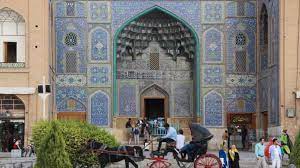 Iran woos Chinese, other tourists as Westerners stay away