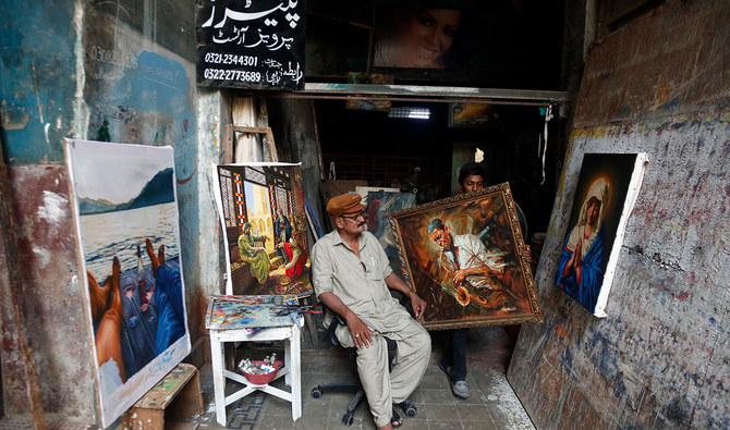 Veteran billboard painter in Karachi is the last keeper of a fading movie art