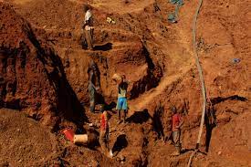 Four killed, five trapped after Zimbabwe gold mine collapse
