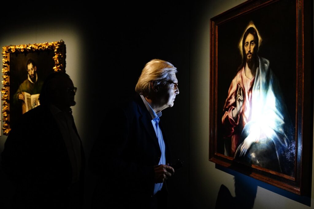 Italy’s junior culture minister Sgarbi resigns amid stolen art scandal