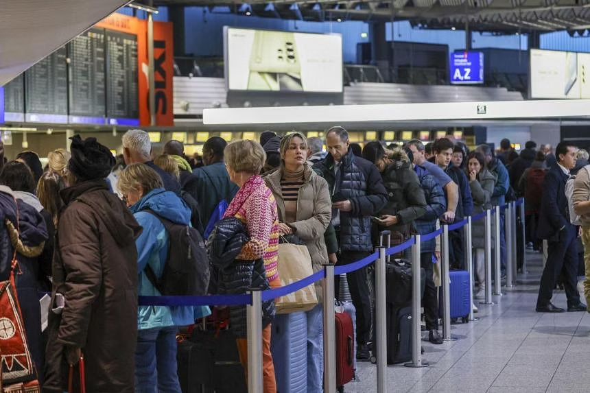 German Airport Security Staff Strike, Disrupting Flights