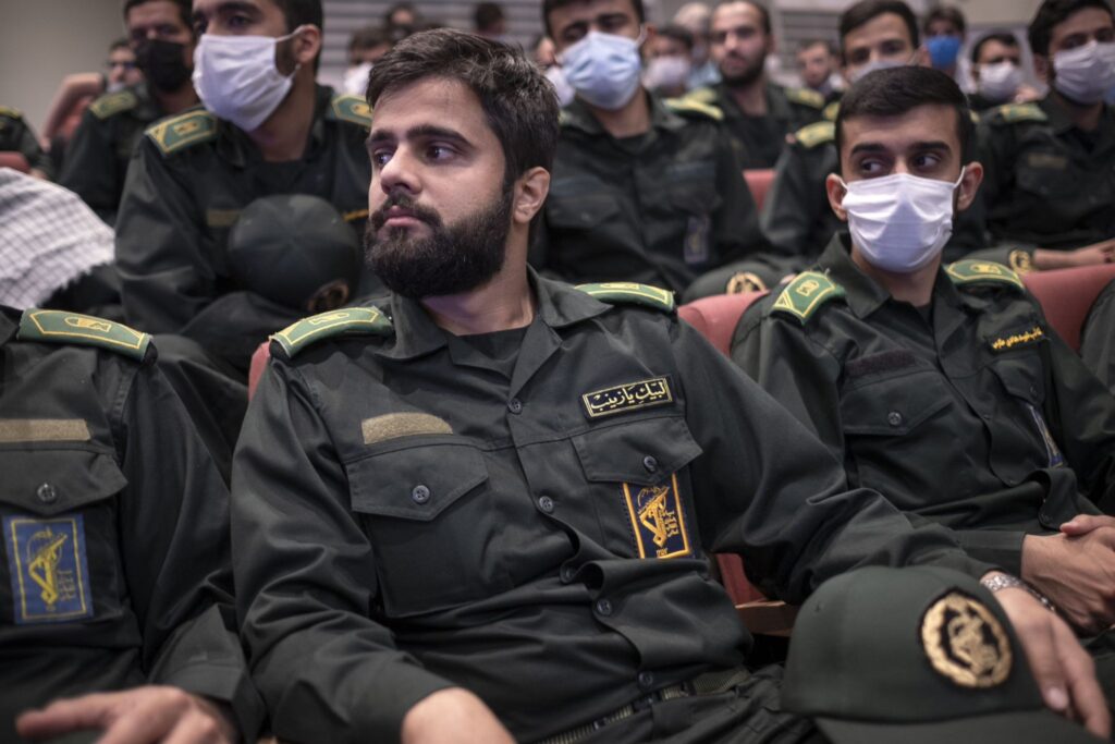 Iran withdraws high military officers from Syria