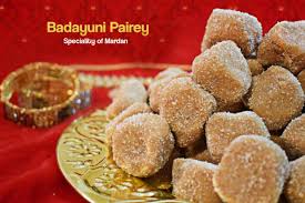 Mardani peera: A mouthwatering sweet attracts shoppers