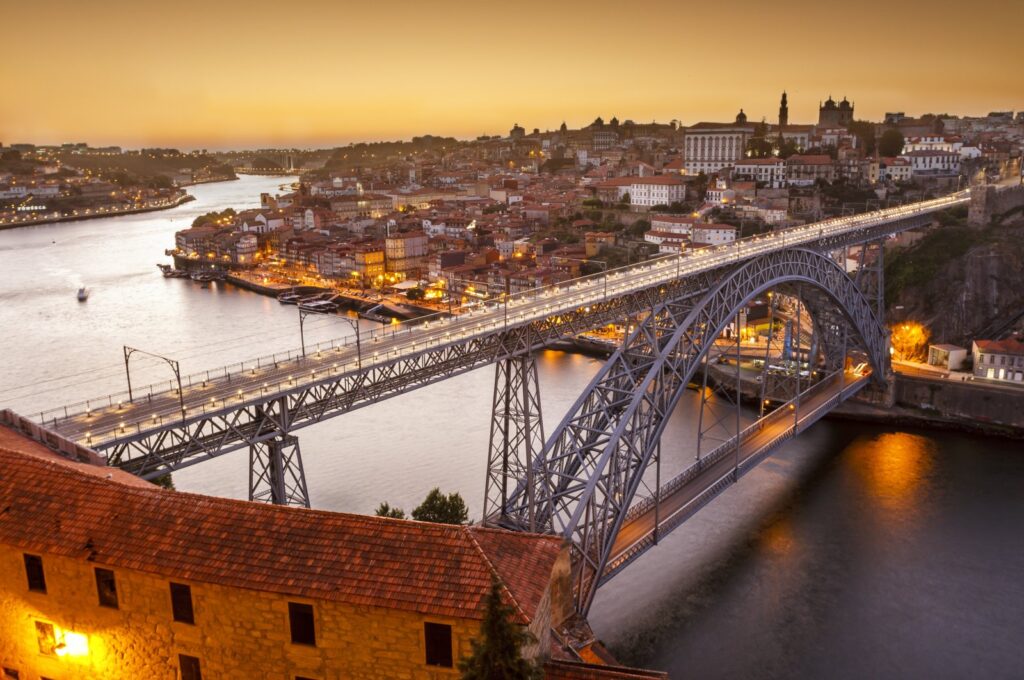Porto vs. Lisbon: Which Portuguese gem should you discover first?