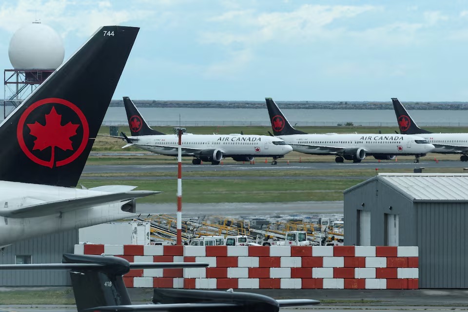 Air Canada to resume flights after directive ending strike